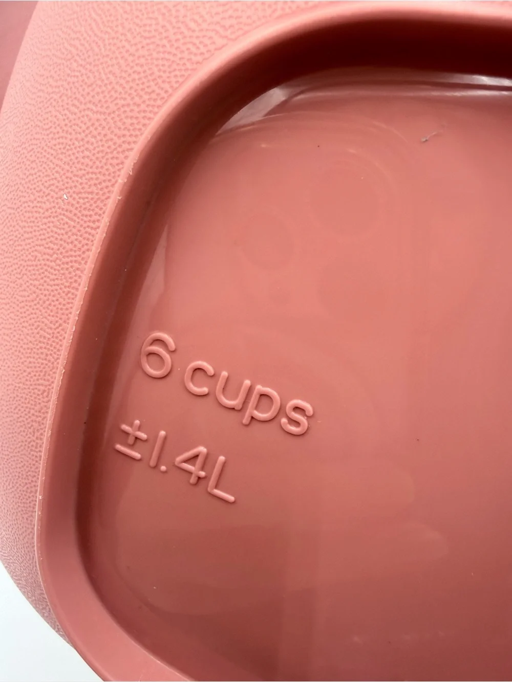 Tupperware dusty rose